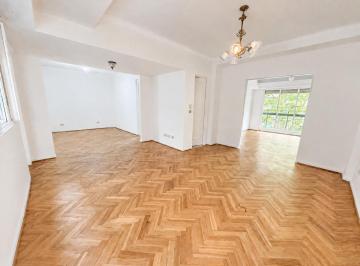 Departamento · 138m² · 6 Ambientes · 1 Cochera · Todo Sol Al Frente en Recoleta