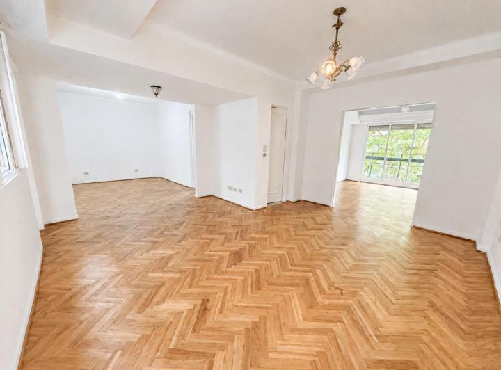 Departamento · 138m² · 6 Ambientes · 1 Cochera