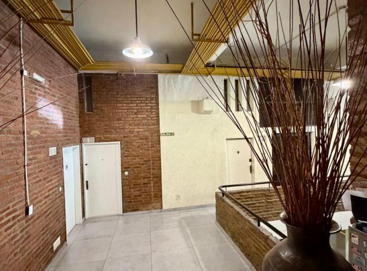 Departamento · 77m² · 2 Ambientes · 1 Cochera