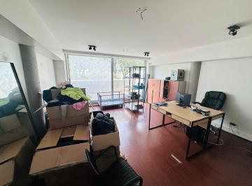 Oficina comercial · 45m² · 1 Ambiente · 1 Cochera · Alquiler Oficina Studio de 50 m con Enorme Balcon y Cochera - Libertador y Olazabal - Belgrano