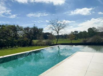 Casa · 748m² · 5 Dormitorios · Casa en Pacheco Golf Club