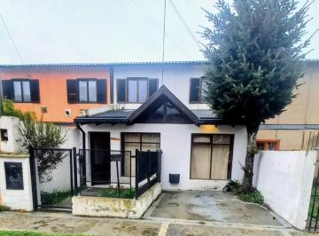 Casa · 119m² · 6 Ambientes · Venta Casa con 3 Dorm. y Parrilla Cerrada