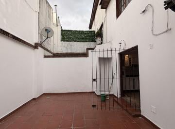 PH · 150m² · 4 Ambientes · 1 Cochera · PH Tipo Casa en Alquiler de 3 Dorm. con Patio y Cochera en Villa Devoto, Caba. Sin Expensas