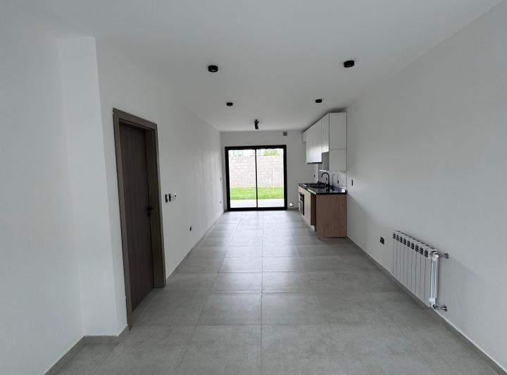 PH · 83m² · 4 Ambientes · 1 Cochera