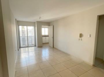 Departamento · 44m² · 2 Ambientes · Venta | 1 Dorm 1 Baño Doble Balcón a Precio Imperdible Para Inversión o Vivir - Tap