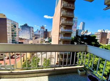 Departamento · 70m² · 4 Ambientes · Alquiler - 2 Dorm. Piso Exclusivo - Barrio Martin