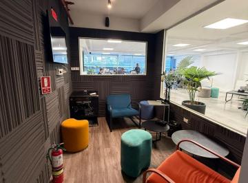 Oficina comercial · 210m² · 2 Cocheras · Oficina en Alquiler en Buenos Aires Plaza