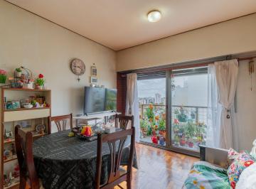 Departamento · 52m² · 3 Ambientes · Depto. 3 Amb con Balcon Frente Parque Chacabuco