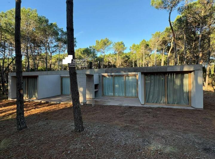 Casa · 227m² · 5 Ambientes