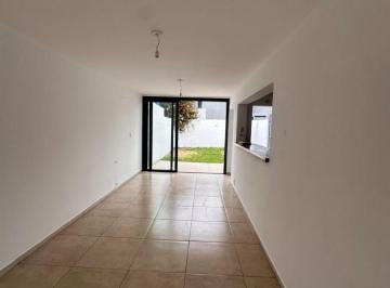 Casa de 4 ambientes, Córdoba · Duplex en Alquiler en Claros del Bosque