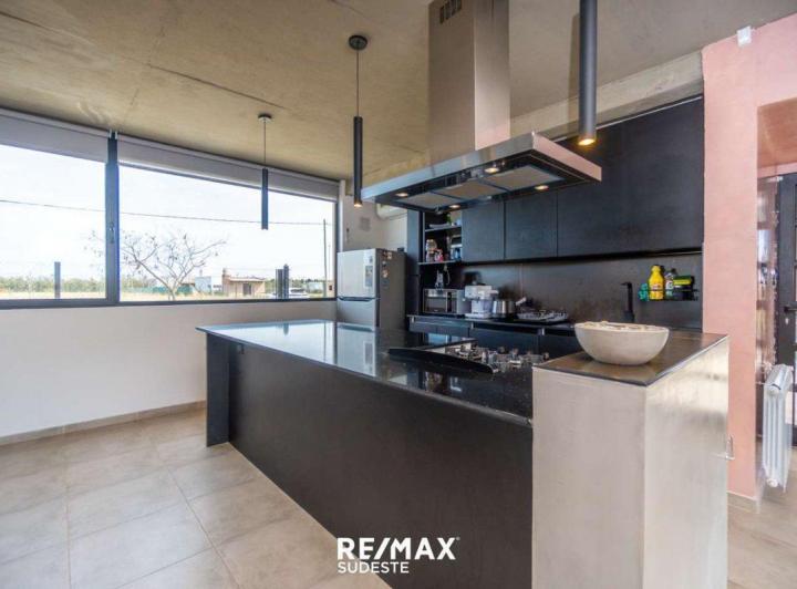 Casa · 161m² · 3 Ambientes · 1 Cochera