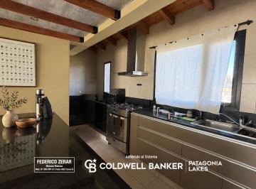 Casa · 141m² · 4 Ambientes · 1 Cochera · Venta | Casa en Dina Huapi