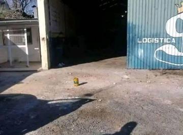 Bodega-Galpón , Rosario · Galpon Calle Las Carretas 9055 con Playa de Estacionamiento y Salida a Dos Calles
