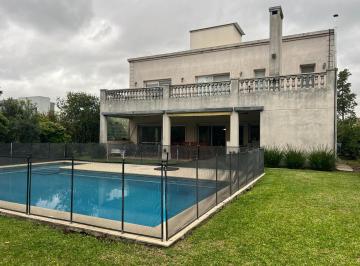 Casa · 300m² · 5 Ambientes · 5 Cocheras · Alquiler Temporario La Montura Pilar 5 Ambientes