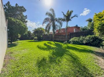 Terreno , Resistencia · Terreno 12x30 (360 M²) con Frente a Av Martina Pedro, Parquizado | Villa Río Negro