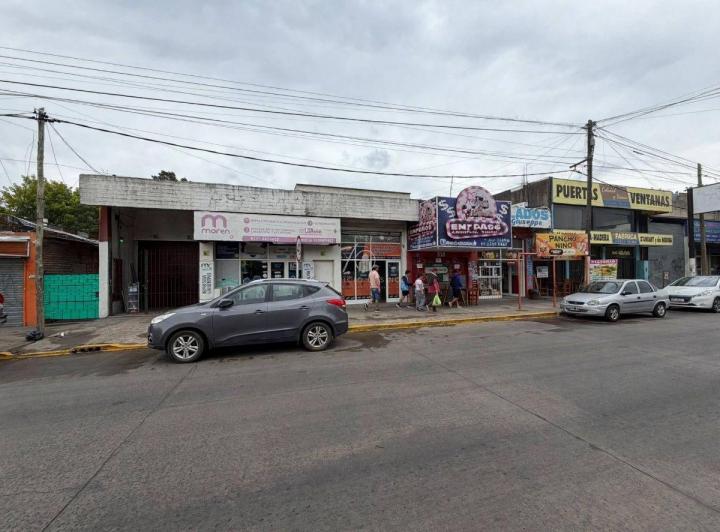 Local comercial · 382m² · 3 Ambientes