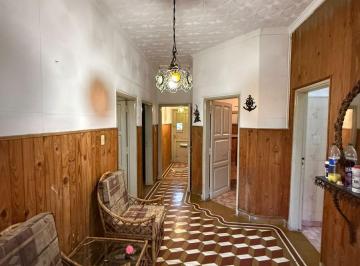 Casa de 6 ambientes, Córdoba · Bº San Vicente - Se Vende - Casa 3 Dorm. - Calle Eeuu 3500 - con Patio - Excelente Ubicacion