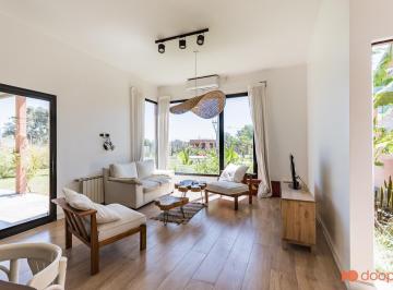 Casa · 125m² · 4 Ambientes · 2 Cocheras · Venta Casa 4 Ambientes San Ramiro Pilar del Este