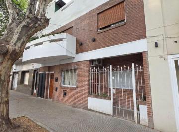 PH de 3 ambientes, Liniers · PH 3 Amb Frente. Independiente. Sin Expensas. Venta. Liniers