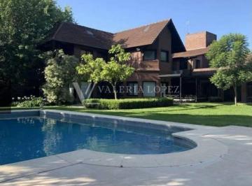 Casa · 728m² · 6 Ambientes · 1 Cochera · Casa en Oportunidad en Venta en Mayling Cc, Pilar, G. B. a. Zona Norte