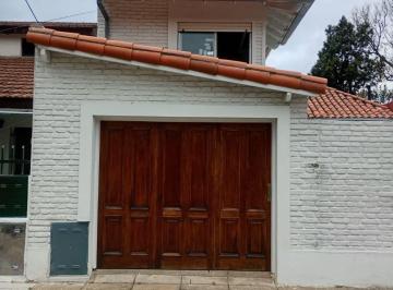 PH de 2 ambientes, San Isidro · Martinez - Ph Al Frente en Martinez Cerca de Fleming C/patio y Parrilla