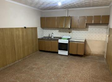 Casa · 155m² · 5 Ambientes · 2 Cocheras · Casa 2 Dorm. en B° General Bustos, Córdoba Capital.