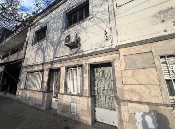 Casa · 81m² · 5 Ambientes · Venta Casa de Dos Dorm. Abasto