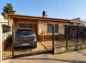 Casa · 80m² · 4 Ambientes · 1 Cochera · Venta Casa 4 Amb con Local Burzaco