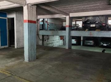 Garage · Cochera Enventa en Boedo (Maza Al 1200)