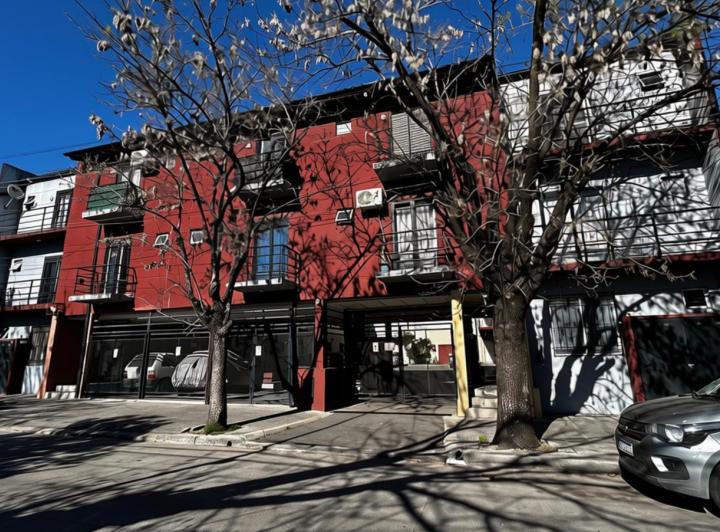Departamento · 33m² · 2 Ambientes · 1 Cochera