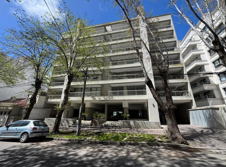 Departamento · 65m² · 2 Ambientes · 1 Cochera