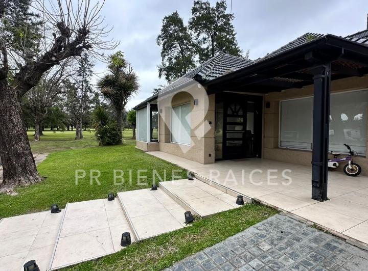 Casa · 145m² · 5 Ambientes