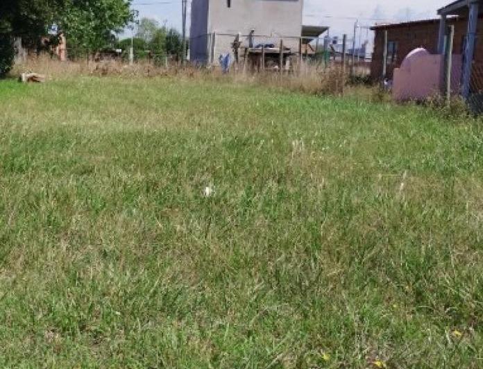 Terreno · 300m²