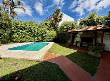 Casa · 261m² · 4 Ambientes · 3 Cocheras · Casa Para Refaccionar en Venta en Belgrano Chico