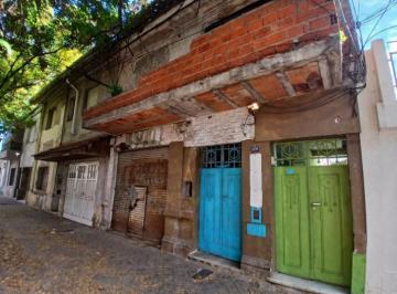 Casa · 120m² · 5 Ambientes · Casa a Reciclar Al Frente en Echesortu