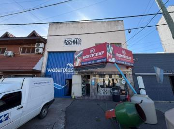 Depósito de 3 ambientes, Avellaneda · Local Comercial + Depósito + Entrada de Camiones + Fondo Libre – Av Roca/avellaneda