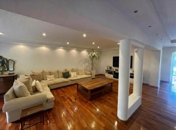 Casa de 5 ambientes, Villa Devoto · Alquiler Casa 5 Ambientes Amoblada con Cochera, Jardin y Pileta en Villa Devoto