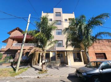 Departamento · 36m² · 2 Ambientes · Alquiler 2 Amb Al Frente con Balcón a m Av San Martin