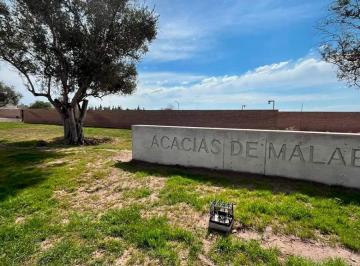 Casa de 4 ambientes, Carrodilla · Casa en Venta C/ Cochera en Carrodilla