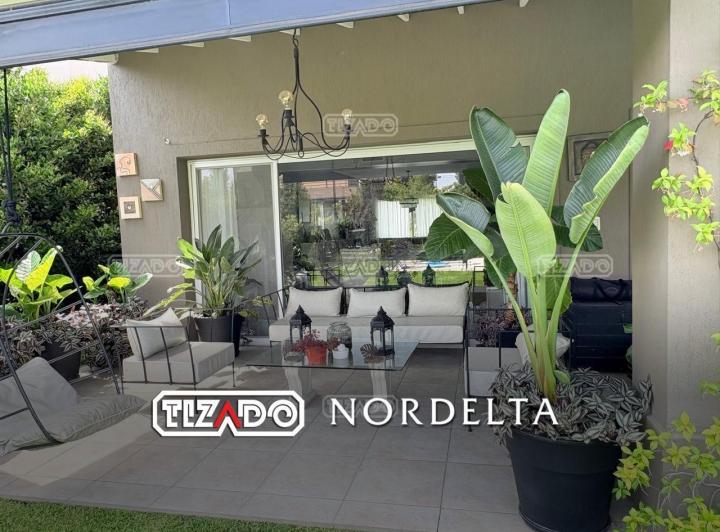 Casa · 190m² · 5 Ambientes · 1 Cochera