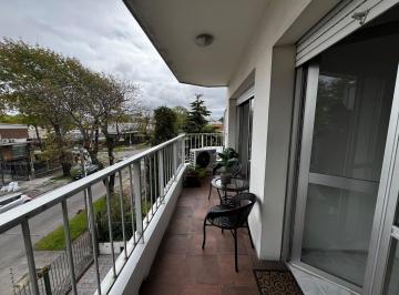 Departamento · 84m² · 6 Ambientes · 1 Cochera · Venta Apartamento 3d y 2b. Punta Gorda