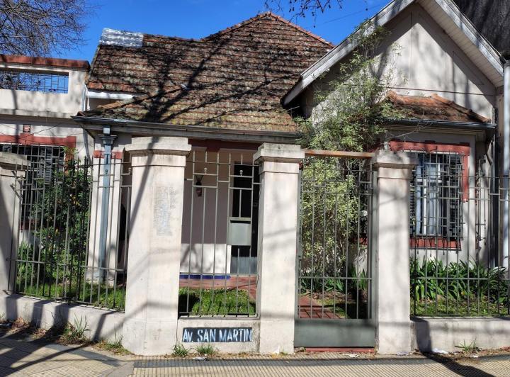 Casa · 205m² · 5 Ambientes · 1 Cochera