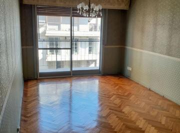 Departamento · 115m² · 4 Ambientes · Alquiler Piso 4 Amb, Balcón y Baulera, Caballito
