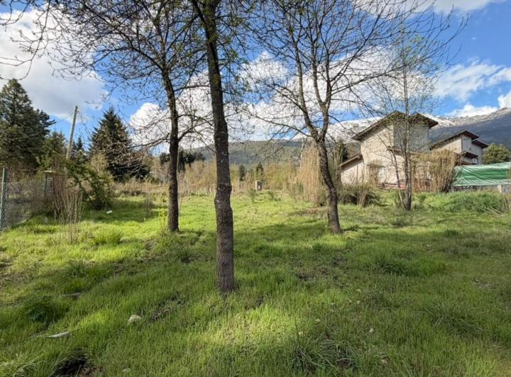 Terreno · 779m²