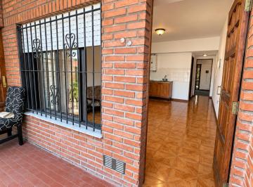 PH de 2 ambientes, Avellaneda · PH Dos Ambientes en Alquiler