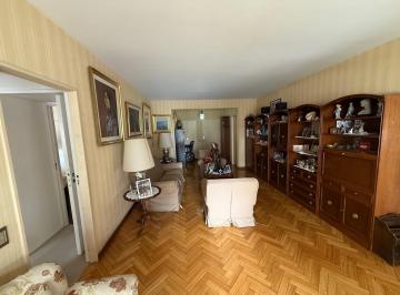 Departamento de 4 ambientes, Belgrano · Semipiso en Belgrano C - Piso 13 Al Frente - 132 m² Totales - 2 Espacios Guardacoches Cubiertos