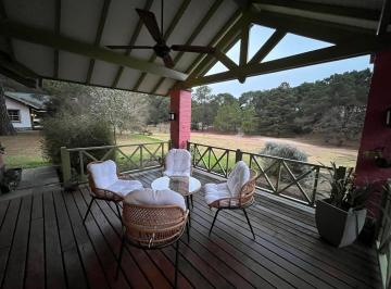 Casa · 5 Ambientes · 1 Cochera · Oportunidad en Exclusivo Club de Campo El Faro, Carmelo