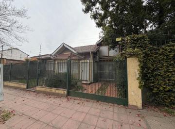 Casa · 200m² · 4 Ambientes · 2 Cocheras · Casa en Alquiler en Monte Grande