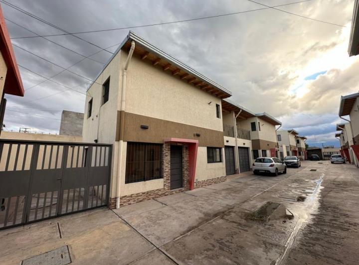 Departamento · 125m² · 6 Ambientes · 1 Cochera