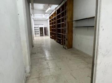 Local comercial , Flores · Local y Depósito 3 Plantas de 3,50 m X 27 m. Total 300 m². Entrada de Camión Neuquen 2579